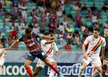 Série B – Bahia vence Sampaio Corrêa na Fonte Nova e segue na liderança