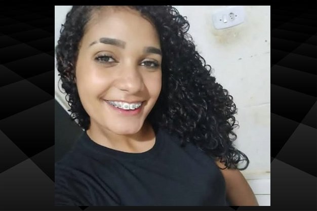 Jovem atleta do futebol feminino morre em acidente quando voltava de torneio