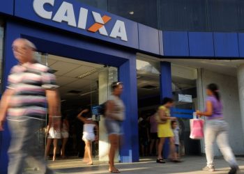Saiba como pedir saque de até R$ 1 mil no FGTS