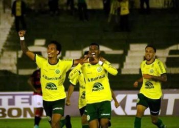 Série C – Vitória perde para o Ypiranga – RS e entra no Z4