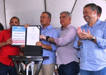 Prefeito de Santanópolis agradece a Alex da Piatã a indicação da obra de asfaltamento de ruas da cidade