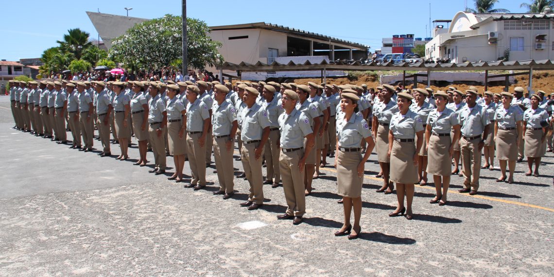 Governo anuncia concurso para PM com 2 mil vagas