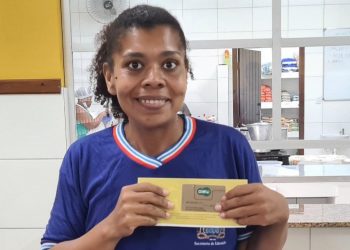 Estado disponibiliza novo crédito do Bolsa Presença para famílias dos estudantes, nesta terça-feira (10)