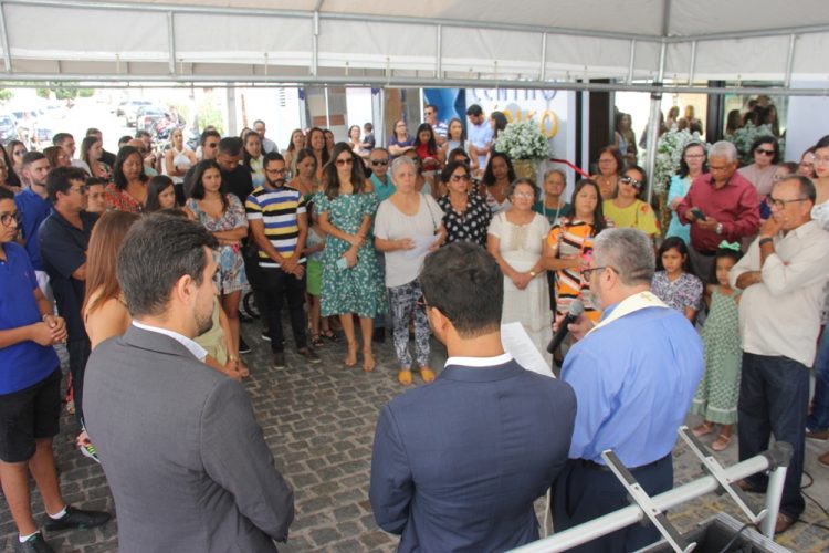 Inaugurado em Coité mais um moderno Centro Médico com objetivo de atender toda região