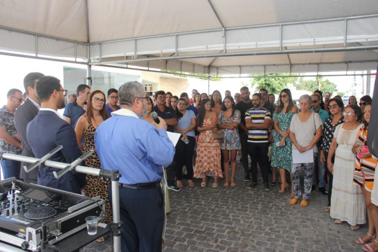 Inaugurado em Coité mais um moderno Centro Médico com objetivo de atender toda região