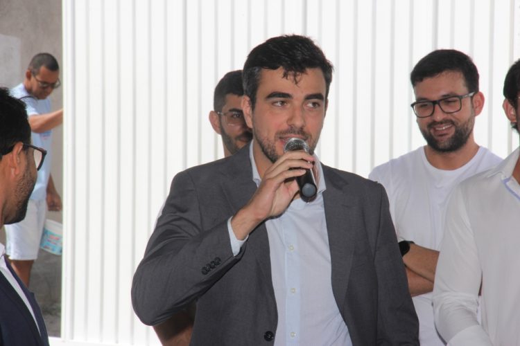 Inaugurado em Coité mais um moderno Centro Médico com objetivo de atender toda região