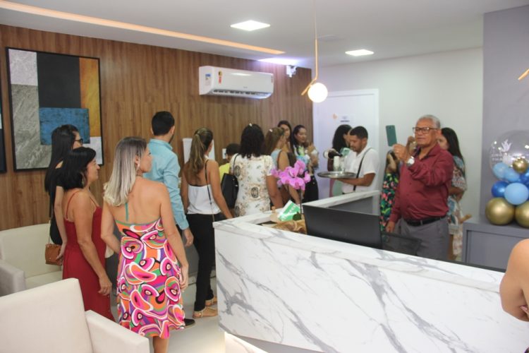 Inaugurado em Coité mais um moderno Centro Médico com objetivo de atender toda região