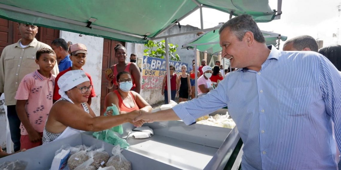 Em Lamarão, Governo do Estado anuncia obras para a educação, infraestrutura urbana e agricultura familiar