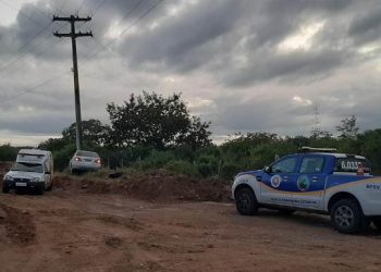 Ex-suplente de vereador morre ao colidir carro em poste as margens da BA 416