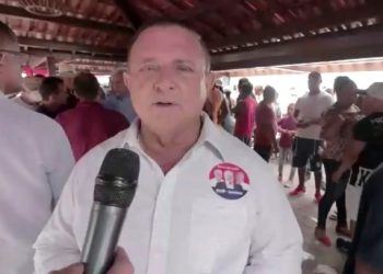 Adolfo Menezes disse que o prefeito de Riachão do Jacuípe sendo contra o Governo do Estado dificulta a chegada de obras