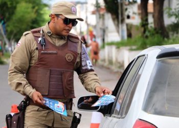 16° BPM promove blitze do Alerta Celular em Araci e Serrinha