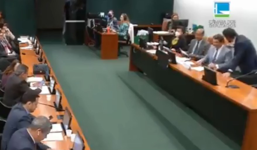 Deputados baianos são flagrados em conversa com teor sexual: ‘Sua fama de comedor tá f*’