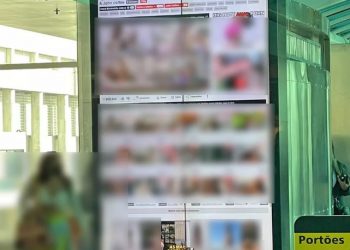 RJ – Totens do Aeroporto Santos Dumont são hackeados e passam a exibir vídeos pornôs