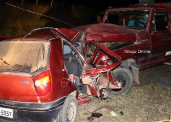Acidente na BA-250 deixa 4 mortos e feridos