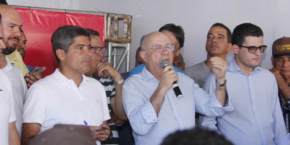 Retirolândia – Em discursos emocionados, Zé Ronaldo e ACM Neto lembraram legado político de Adevaldo Martins (atualizada)
