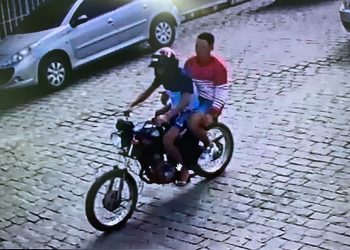 Imagens de câmeras de segurança ajudam PM prender e apreender indivíduos suspeitos de roubo a celulares