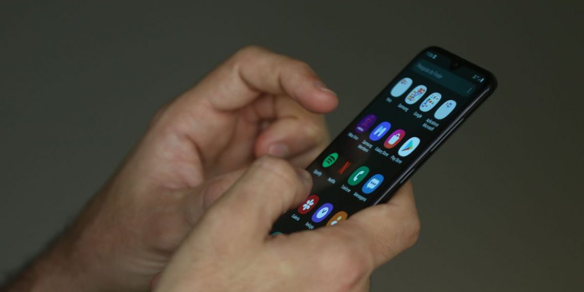 Anatel autoriza bloqueio de chamadas feitas por robôs