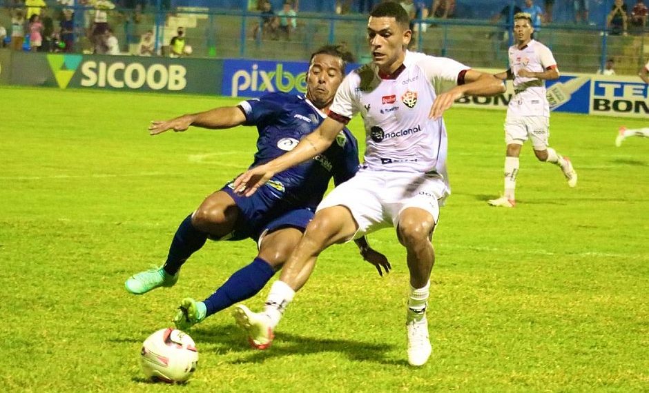 Vitória fica no 0 x 0 contra o Altos e seca adversários para não entrar no Z4