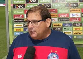Após nova derrota, Bahia anuncia demissão de Guto Ferreira