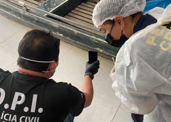 Vestígio de sangue é achado em barco de suspeito no Amazonas, diz PF