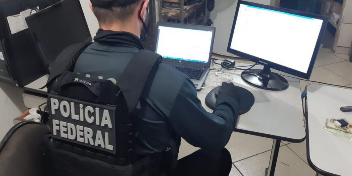 PF prende importador que usava Correios para trazer armas