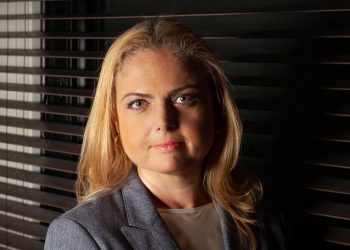 Pessoas com doenças graves recorrem à justiça para ter acesso a benefícios garantidos por lei