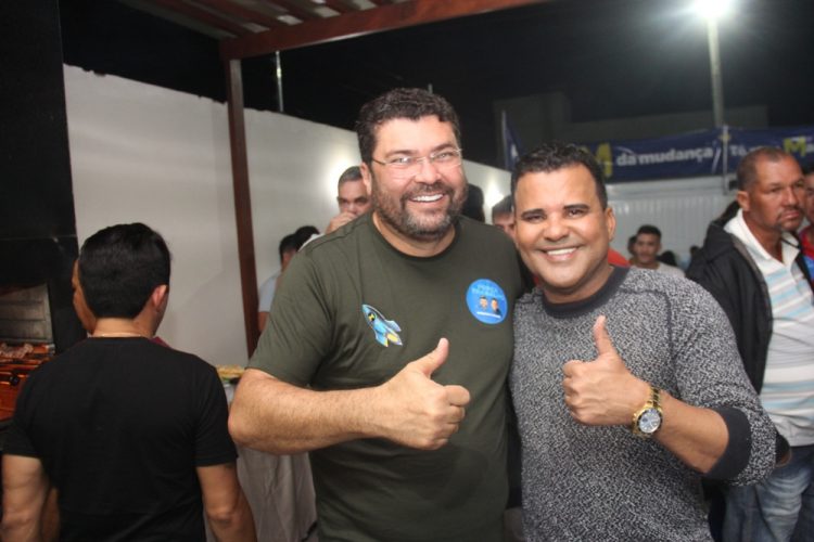 Pré-candidato a deputado estadual Marcinho Oliveira mantém tradição e reúne apoiadores de toda região no aniversário de Santaluz