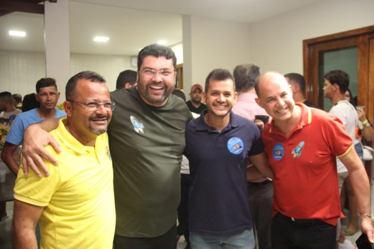Pré-candidato a deputado estadual Marcinho Oliveira mantém tradição e reúne apoiadores de toda região no aniversário de Santaluz
