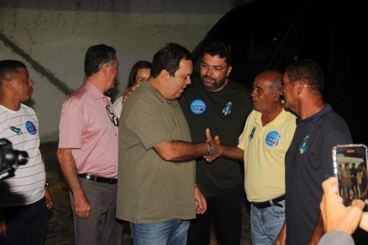 Pré-candidato a deputado estadual Marcinho Oliveira mantém tradição e reúne apoiadores de toda região no aniversário de Santaluz