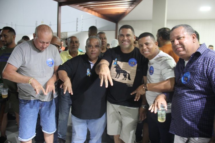 Pré-candidato a deputado estadual Marcinho Oliveira mantém tradição e reúne apoiadores de toda região no aniversário de Santaluz