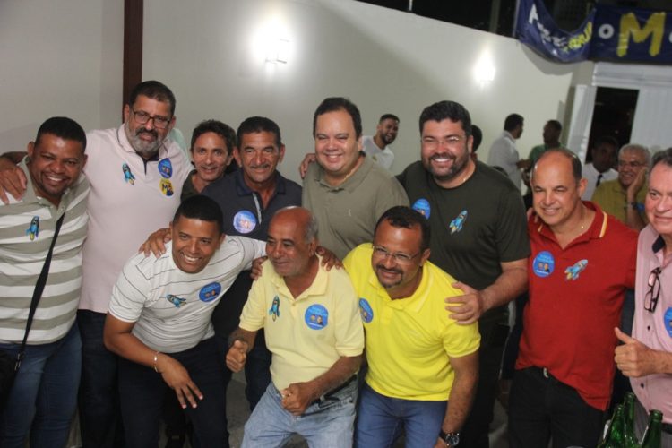 Pré-candidato a deputado estadual Marcinho Oliveira mantém tradição e reúne apoiadores de toda região no aniversário de Santaluz