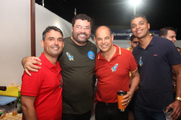 Pré-candidato a deputado estadual Marcinho Oliveira mantém tradição e reúne apoiadores de toda região no aniversário de Santaluz