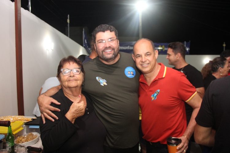 Pré-candidato a deputado estadual Marcinho Oliveira mantém tradição e reúne apoiadores de toda região no aniversário de Santaluz
