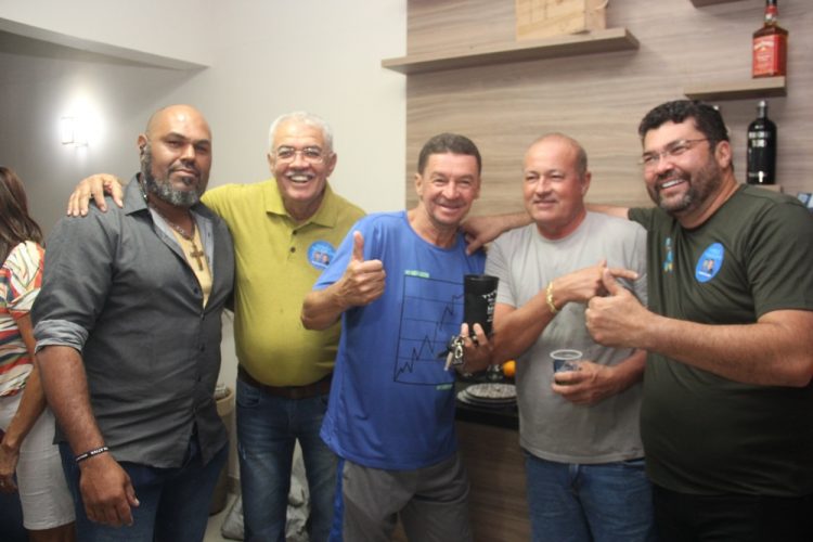 Pré-candidato a deputado estadual Marcinho Oliveira mantém tradição e reúne apoiadores de toda região no aniversário de Santaluz
