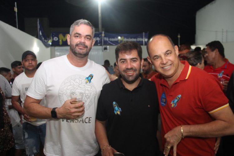 Pré-candidato a deputado estadual Marcinho Oliveira mantém tradição e reúne apoiadores de toda região no aniversário de Santaluz