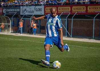 Bahia encaminha a contratação do atacante colombiano Jonathan Copete