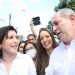 Ciro Gomes e Simone Tebet se encontram e se abraçam em Salvador