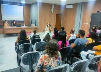 Curso capacita pretendentes à adoção em Santaluz