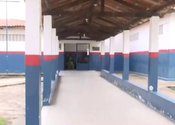 Servidores municipais da educação estão em greve na cidade de Serrinha