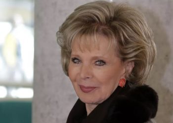 Bilionária brasileira Lily Safra morre aos 87 anos