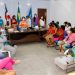 Prefeitura faz entrega do cartão ‘Bolsa Mãe’, auxilio municipal às famílias de baixa renda