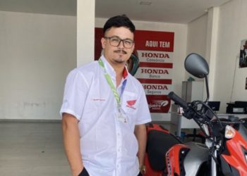 Motociclista morre ao colidir com carreta na BR 407