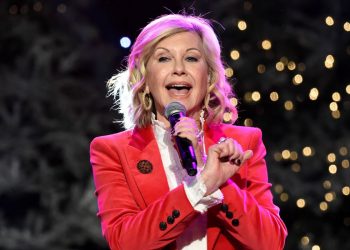 Morre, aos 73 anos, a atriz e cantora Olivia Newton-John
