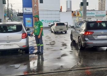 Sindicombustíveis alerta para risco de desabastecimento em postos da Bahia