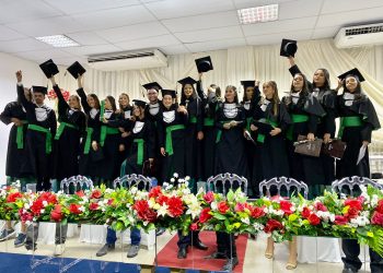 FARESI realiza cerimônia de Colação de Grau com alunos de Enfermagem