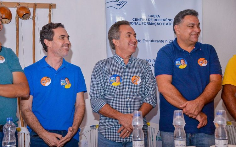 Ao lado de Tom, Marcelo, Renato e outras lideranças, Luciano Araújo inicia campanha em Coité