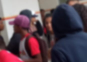 Escolas suspendem aulas após áudios de WhatsApp com ameaças de morte em Serrolândia