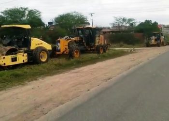 Obras de recuperação de trechos das rodovias BA 120 (Valente/Santaluz) e 416 (Valente/BR-324) acontecem simultaneamente