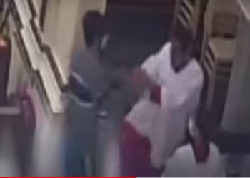 Vídeo – Coroinha é esfaqueado durante missa em Paripiranga.Padre era o alvo do atentado