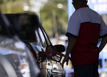 Petrobras anuncia redução do preço do diesel nas refinarias a partir de hoje (04)